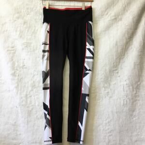 Xersion Athletic Black with White Pattern Legging